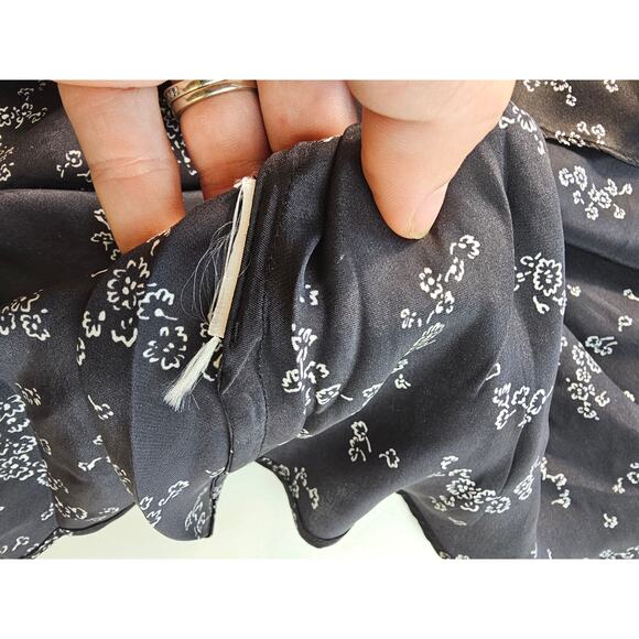 Natalia Tie Neck Dress equipment dress size XS classic floral midi EUC tiered _ - Picture 7 of 8